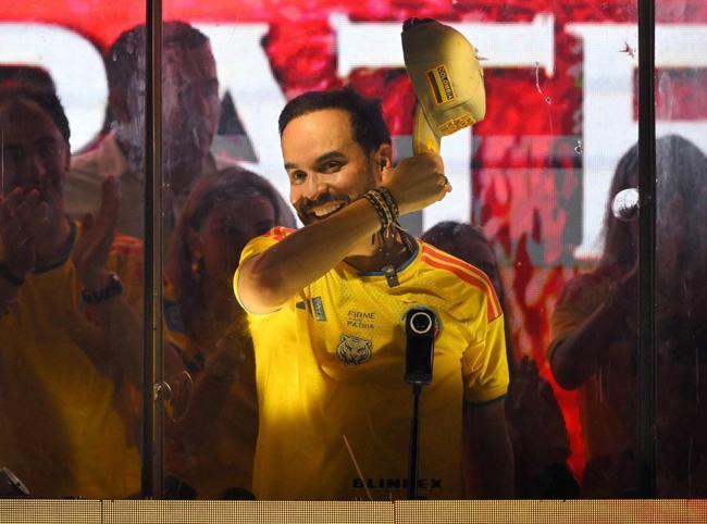Trump fan, leftist through to Colombia presidential runoff