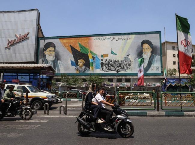 Iran, US trade strikes in Persian Gulf, further testing ceasefire