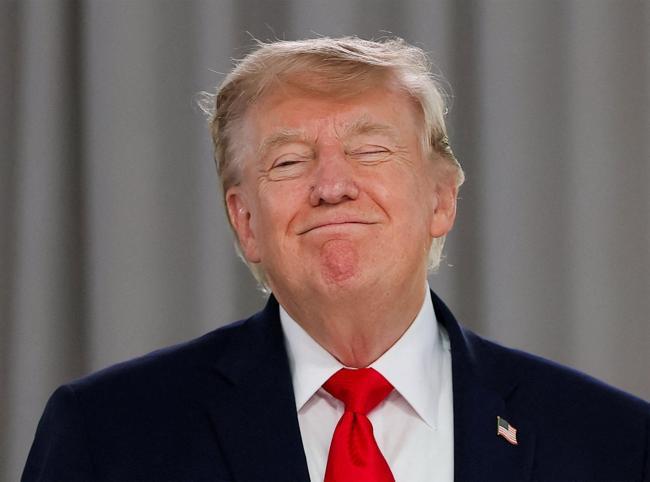 Trump claims no regime change goal in Iran