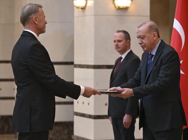 Erdoğan meets new EU envoy as five ambassadors begin duties