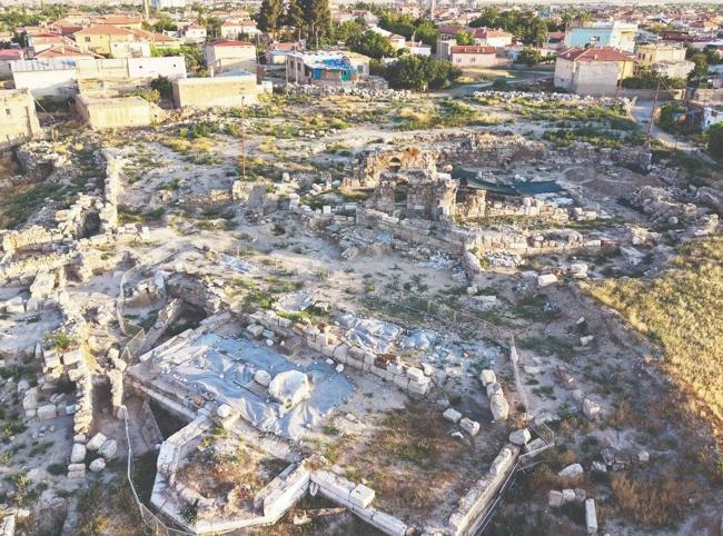 Tyana excavations uncover Late Roman graves