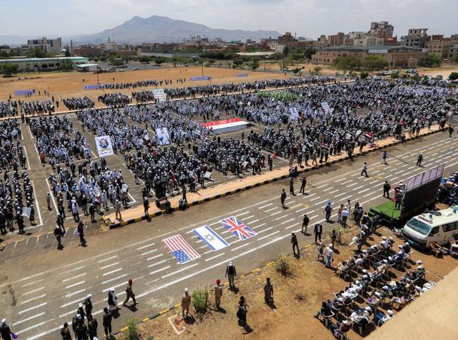 Houthis say hit Saudi Arabia as Trump weighs harder Iran strikes