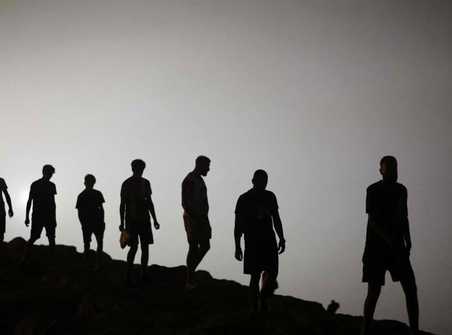 EU grapples with migrant crisis in Spains Cueta