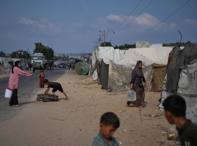 Gaza board awards first contract for military outpost: Report