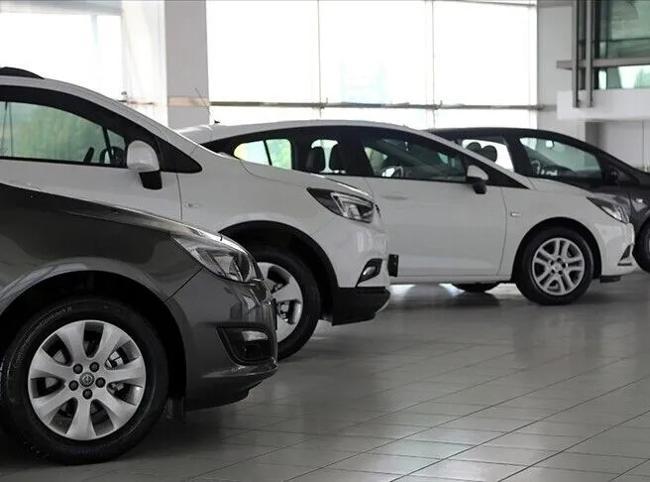 New car rental rules set age, mileage caps