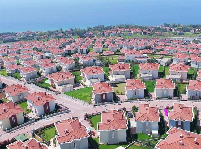 Türkiye residential property prices fall 5 percent in real terms in July