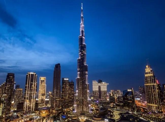 UAE halts all trade, financial dealings with Iran