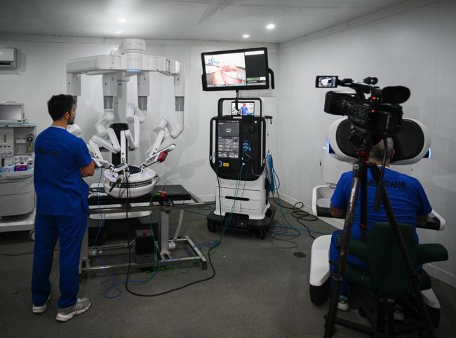 TCG Anadolu takes robotic surgery to sea in 5G trial