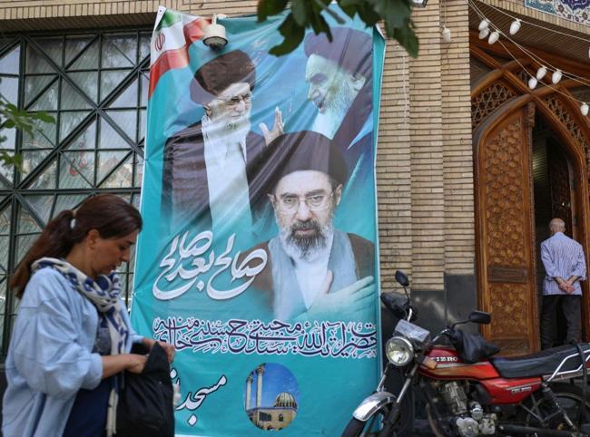Trump weighs ending Iran war as Pentagon seeks 2027 deployments: Report