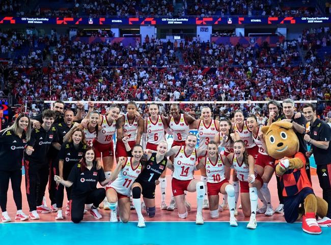 Turkish women eye final at home in volleyball Euros
