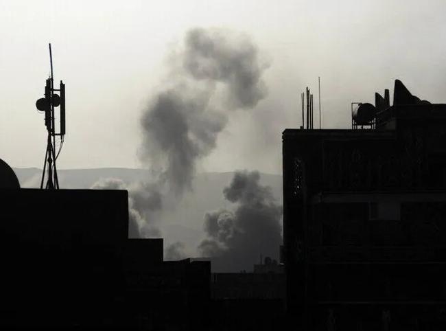 Houthis reach Yemen’s strategic Mocha port near Bab al-Mandab Strait