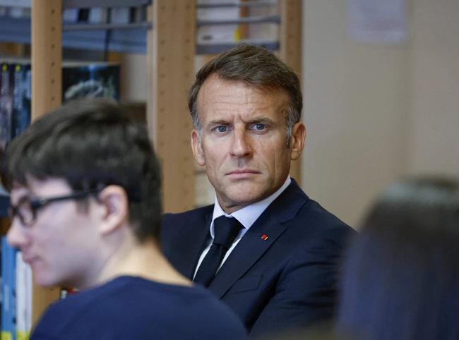 France submits new proposal to ban social media for under-15s