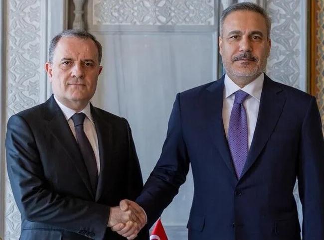 Turkish top diplomat due in Baku for strategic talks