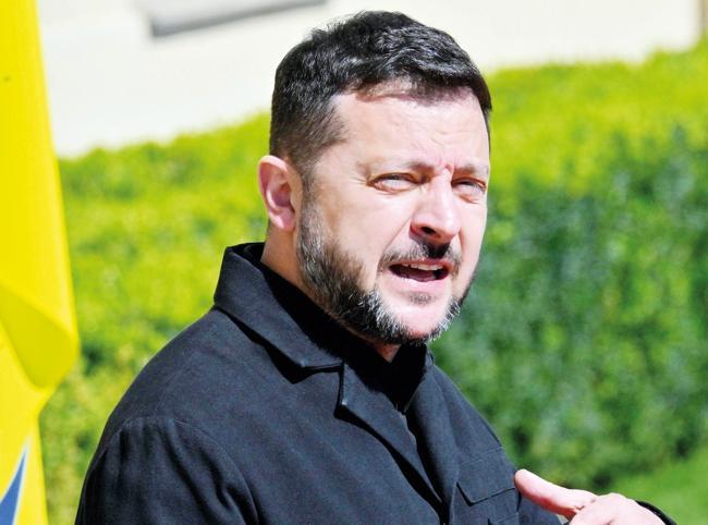 Zelensky says Ukraine ready for de-escalatory steps