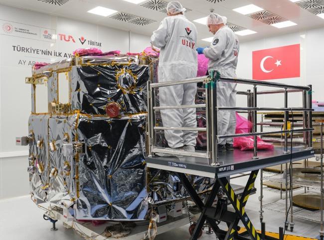 Türkiye completes production of first homegrown lunar spacecraft