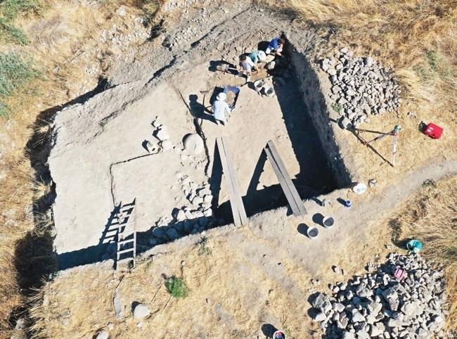 4,200-year-old defensive wall unearthed at Maydos Kilisetepe