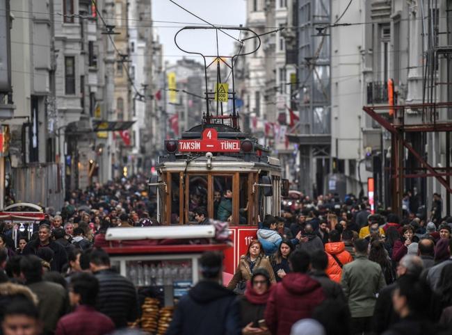 Türkiye targets 2.1 million more jobs by 2029