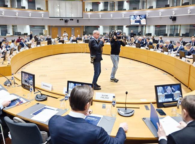 EU debates need for NATO-style response to Russia ‘hybrid attacks’