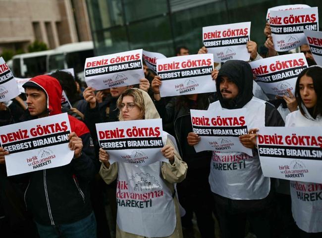 Istanbul court orders release of comedian after conviction