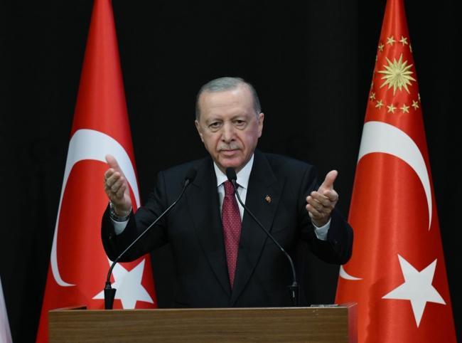 Erdoğan says his AKP will not be tarnished by fund scandal