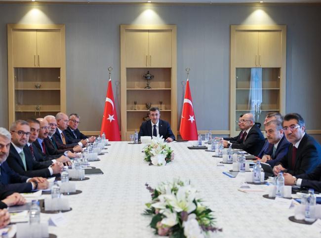 Türkiye’s Fund Coordination Board reviews payment schedule