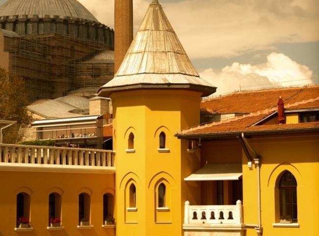 Three decades of luxury in old Istanbul