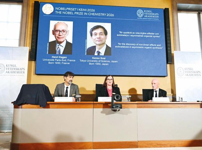 French-Japanese duo wins Nobel Chemistry Prize