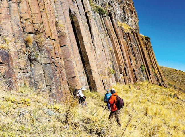 Basalt columns in eastern Türkiye emerge as new route for climbers