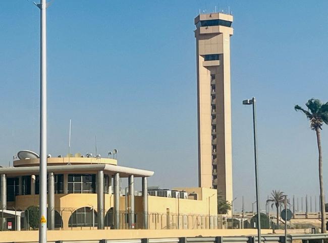 Saudi Arabia extends Riyadh airport closure after Houthi attacks