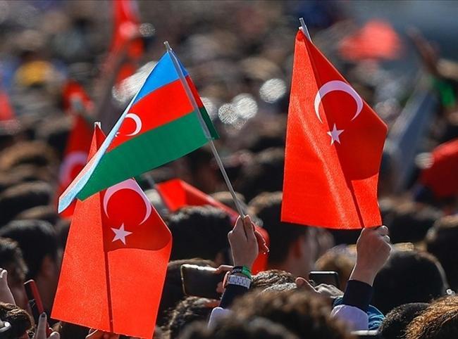 AKP official: Ankara, Baku can resolve issues ‘within the family’