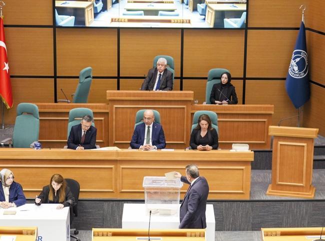 AKP candidate picked as Üsküdars new acting mayor