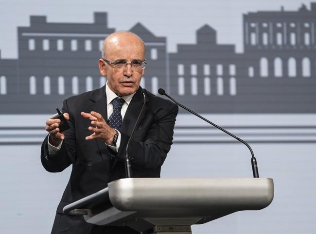 Low debt helps economy withstand shocks: Şimşek