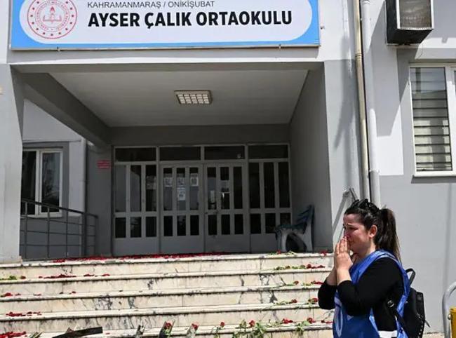 Türkiye authorizes probe into staff over school shooting