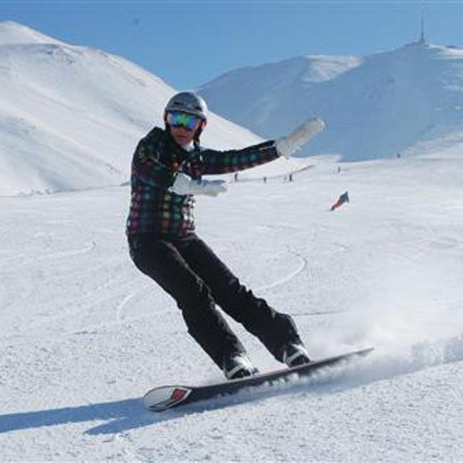 Turkish snowboard national team works hard for tournaments