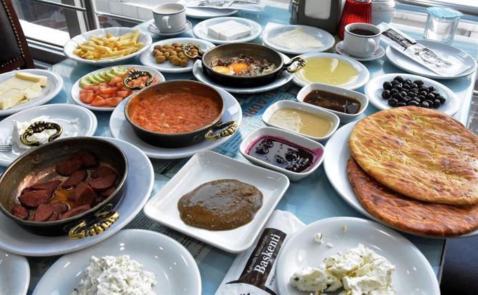 Breakfast place owners in Van furious after Dr Öz’s remarks