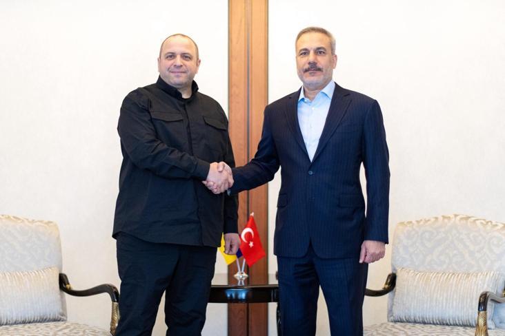 Top Turkish officials hold talks with Ukraine security council secretary in Ankara