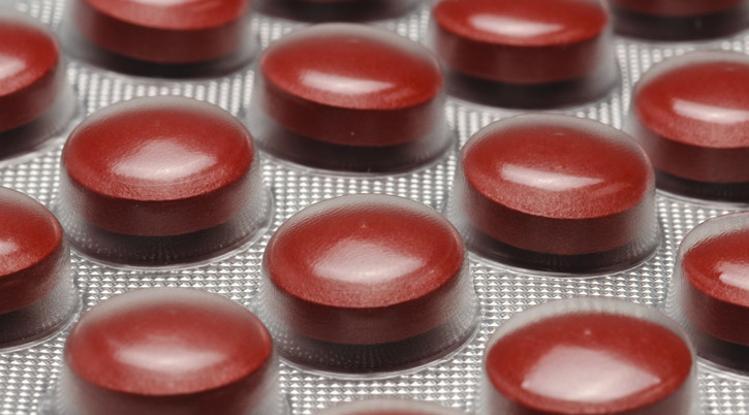 Kimler demir takviyesi almalı? Demir takviyesi alanların bilmesi gereken detaylar neler? Bu gıdalarla birlikte alıyorsanız dikkat!