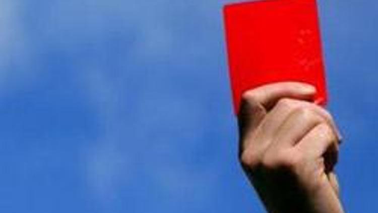 Yunan devleti kırmızı kart çıkardı