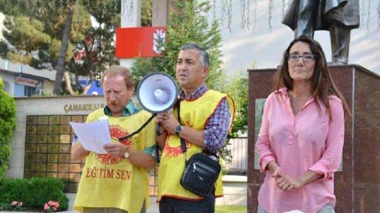 Somada Ayşegül öğretmene destek eylemi