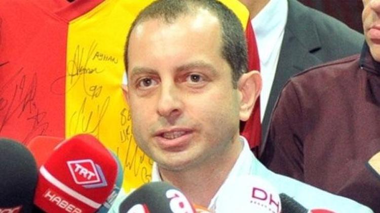 Galatasarayda 3 değil 1 istifa