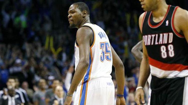 Thunder, Trail Blazersı Durantin 46 sayısıyla geçti