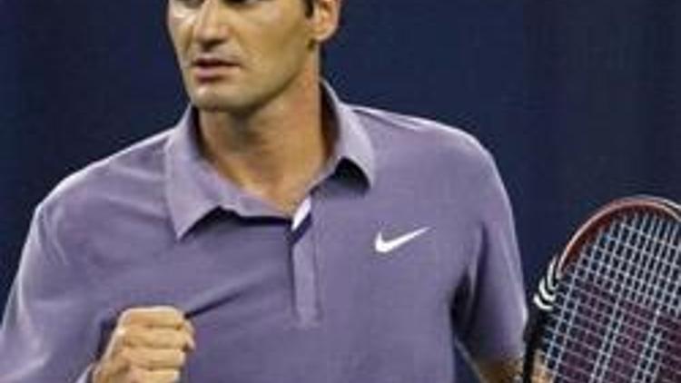 Federer çeyrek finalde