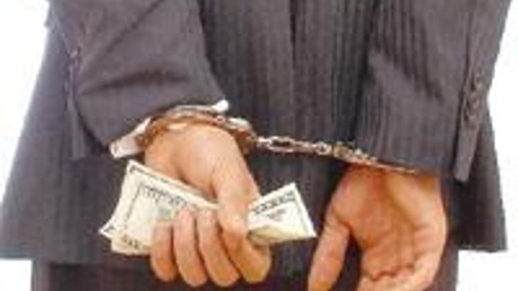Yargıtay: Memurun parayla iş yapması rüşvet değil ’görevi kötüye kullanmak’