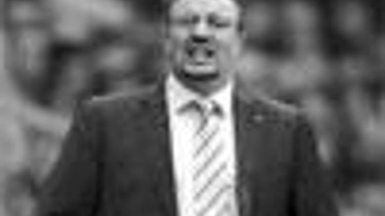 Benitez admits title hopes dealt severe blow