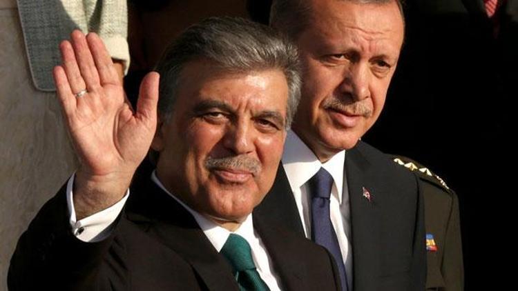 Abdullah Gül görevini Çankaya Köşkündeki töreni ile Recep Tayyip Erdoğana devretti