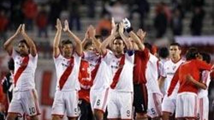 River Plate 2. lige galibiyetle başladı