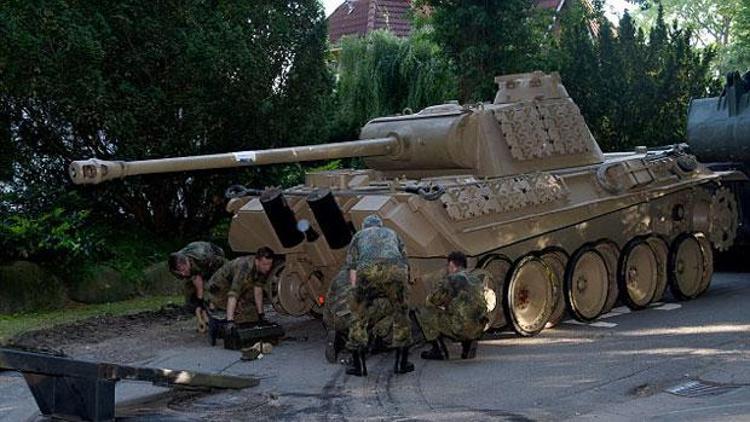 Emekli Almanın evinden tank çıktı