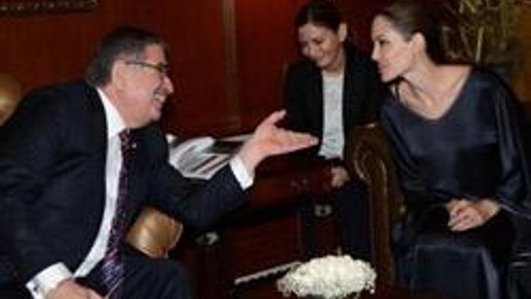 İdris Naim Şahin, Angelina Jolieyi kabul etti