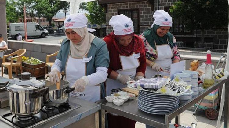 Bayat ekmekli lezzet ustaları