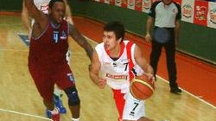 Bandırma Kırmızı 72-67 Trabzonspor